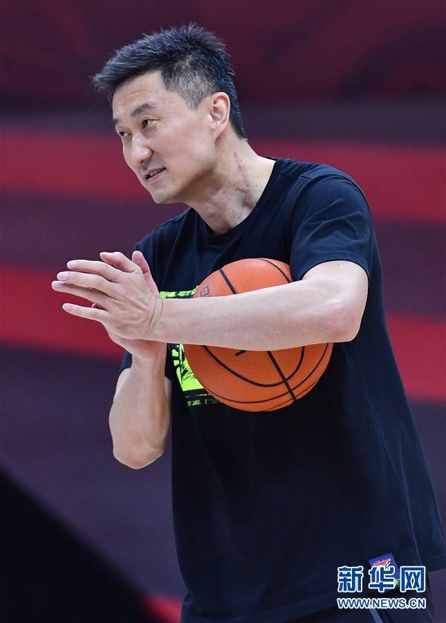 关于集结日辽宁本钢备战CBA常规赛萨克拉门托国王窗口期完成体检，里程碑夜金州勇士复出首秀瞬间刷屏的信息