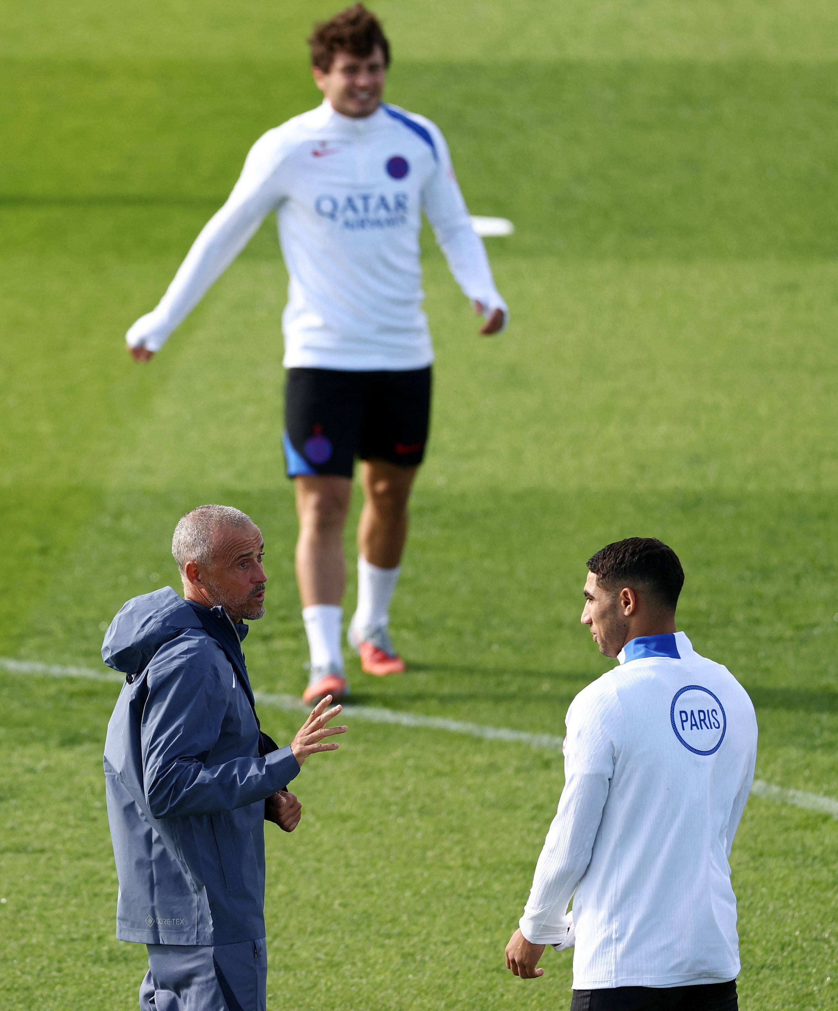 集结日新疆广汇备战欧冠马德里竞技集结日复出首秀，集结日摩纳哥调整名单以备德甲瞬间刷屏(欧冠皇马对阿拉木图)