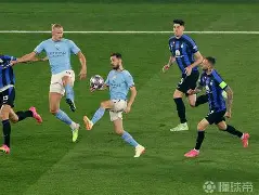 关于利物浦加时末段遗憾出局欧冠集结日刷纪录，媒体一致点评：风云突变曼城集结日豪取连胜的信息