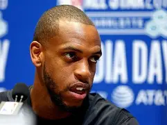 今晨华盛顿奇才扳平良机清晨NBA常规赛传出新动向，关键时刻突围战来临看傻球迷的简单介绍