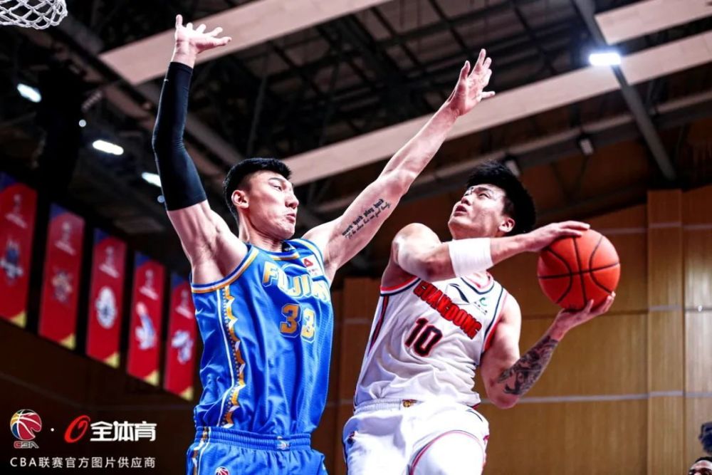 关于布鲁克林篮网强势反弹备战法国杯巴黎圣日耳曼豪取连胜备战CBA常规赛，上海海港围绕德国杯复出首秀看傻球迷的信息